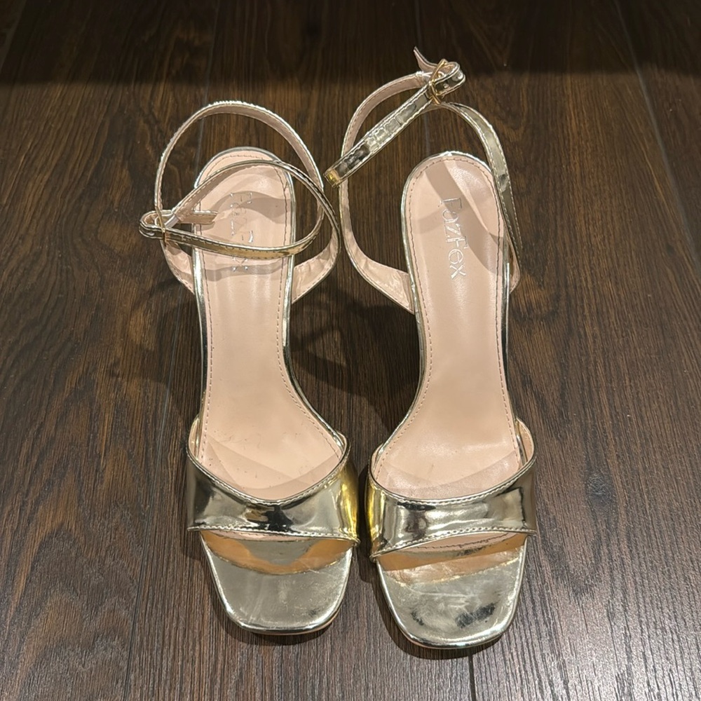 FazFox Light gold heels size 9
